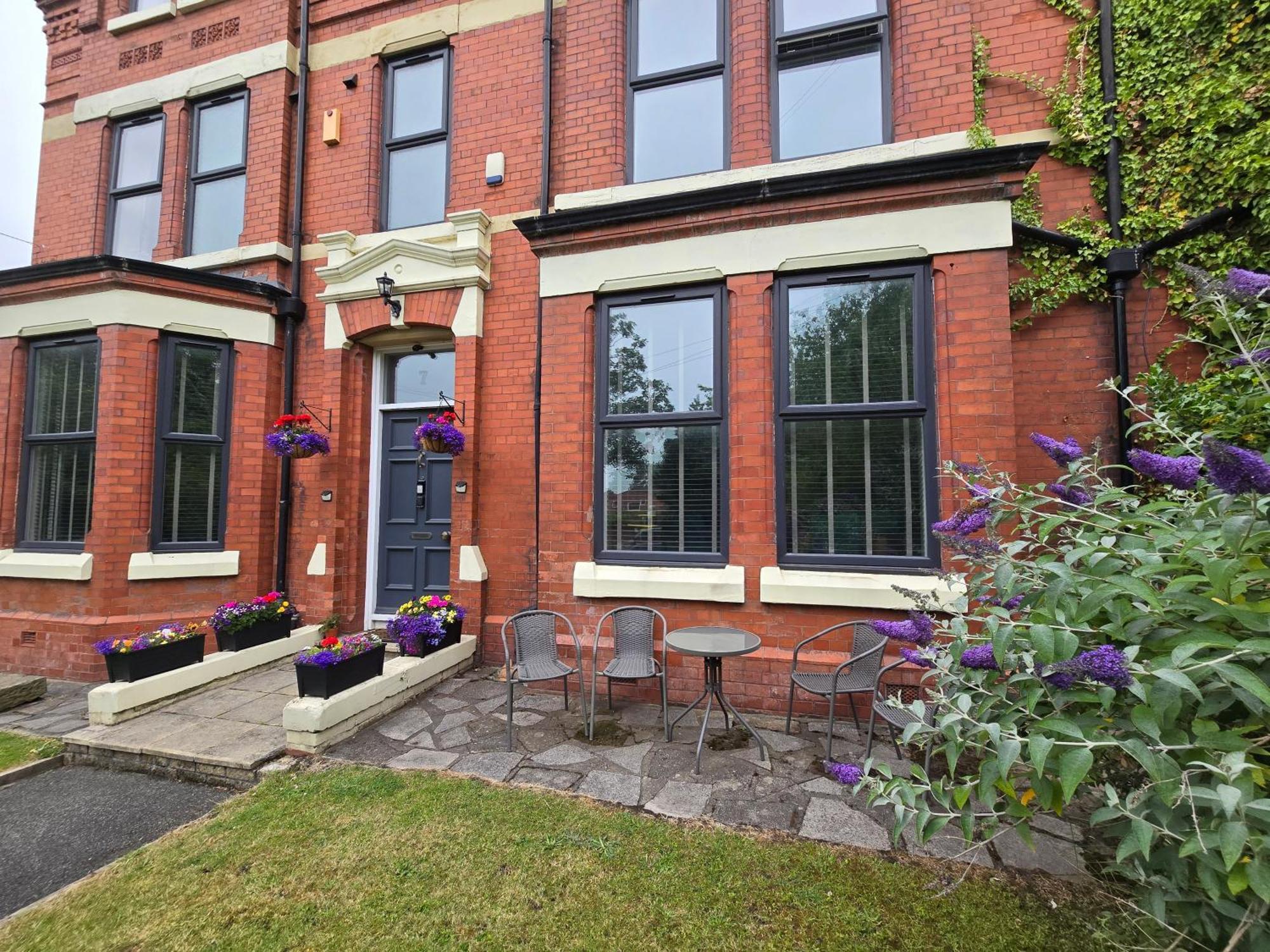 Victorian Renovation Room 8 Bootle  Bagian luar foto